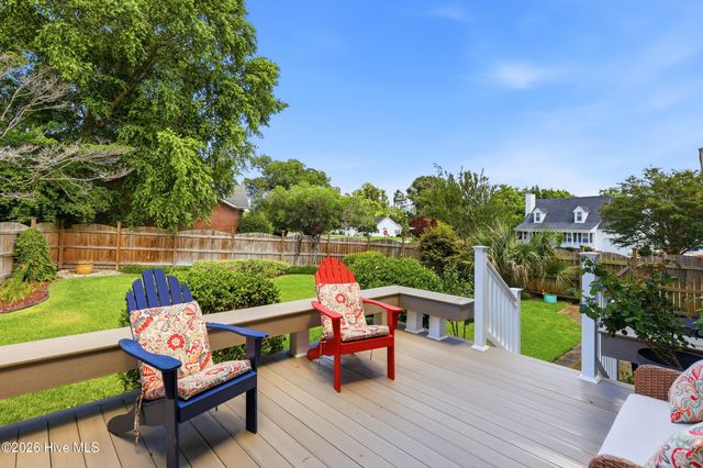 500 Sweetbay Court, Wilmington, NC 28405