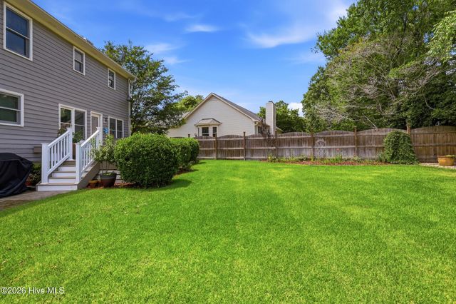 500 Sweetbay Court, Wilmington, NC 28405