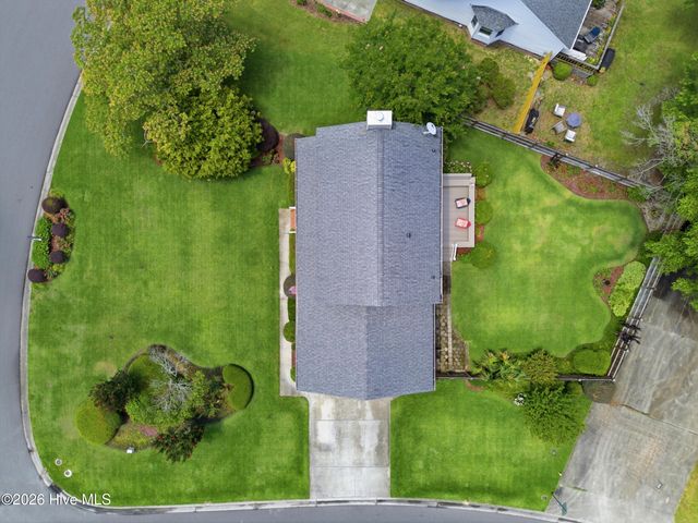 500 Sweetbay Court, Wilmington, NC 28405