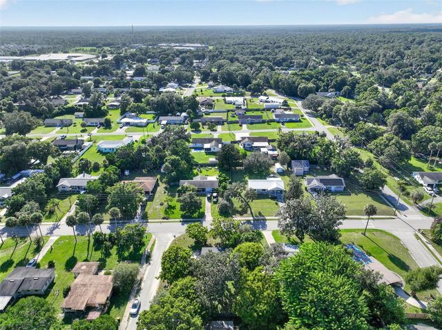 650 S CARPENTER AVENUE, Orange City, FL 32763