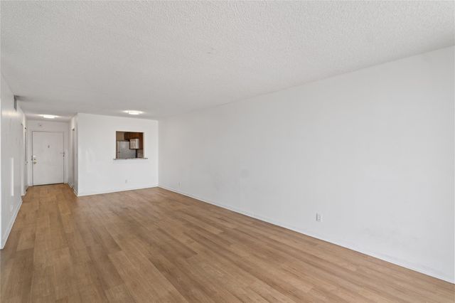 1830 Dixieanna St 404, Hollywood, FL 33020