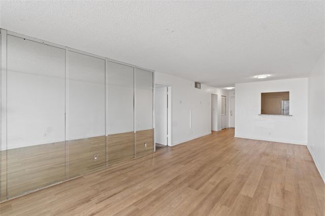 1830 Dixieanna St 404, Hollywood, FL 33020