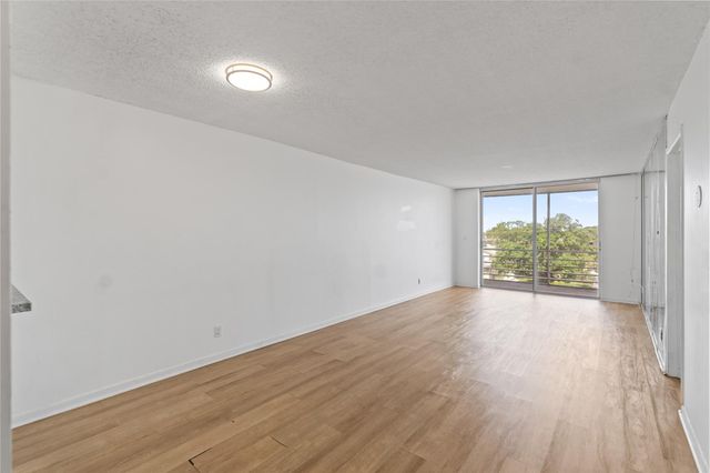 1830 Dixieanna St 404, Hollywood, FL 33020