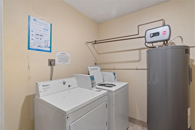 1830 Dixieanna St 404, Hollywood, FL 33020