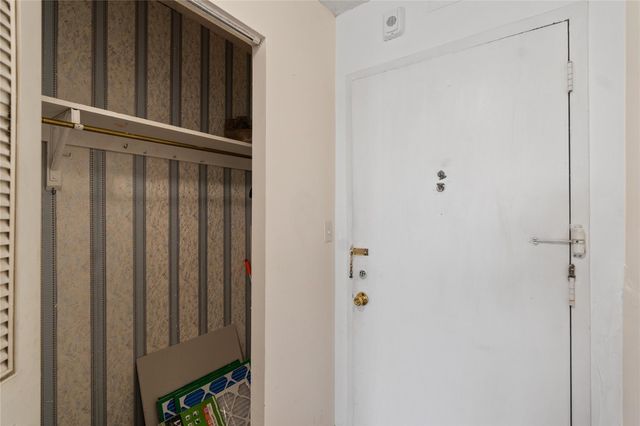 1830 Dixieanna St 404, Hollywood, FL 33020