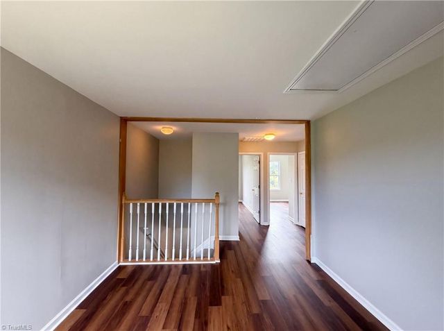 112 Rockbridge Court, Kernersville, NC 27284