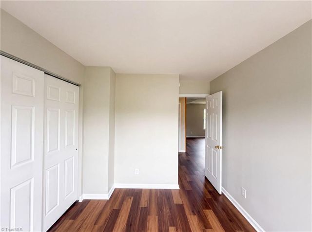 112 Rockbridge Court, Kernersville, NC 27284