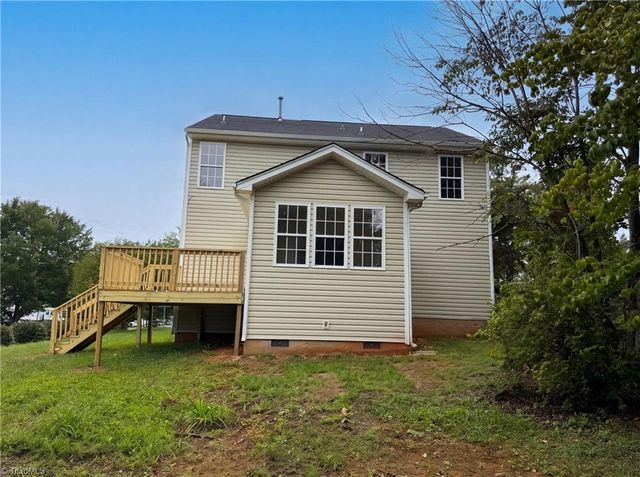 112 Rockbridge Court, Kernersville, NC 27284
