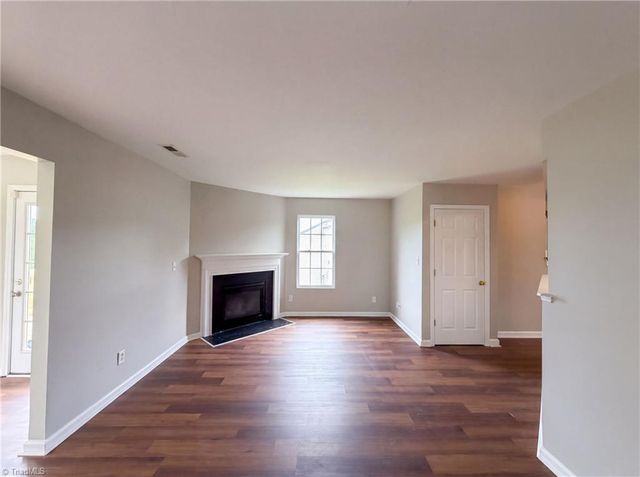 112 Rockbridge Court, Kernersville, NC 27284