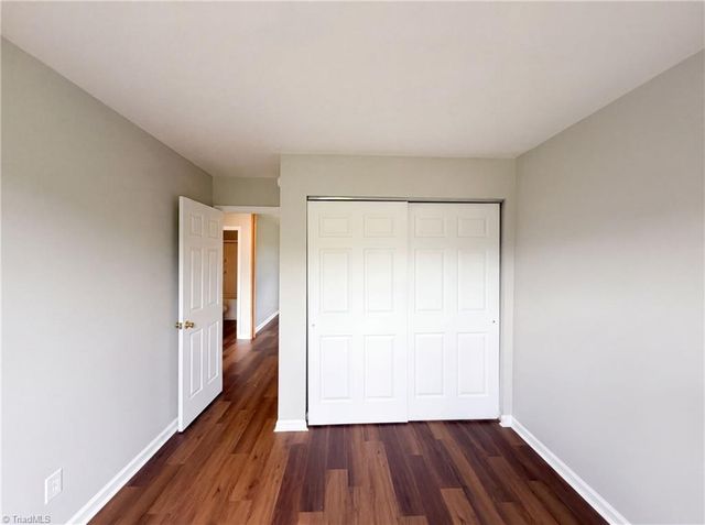 112 Rockbridge Court, Kernersville, NC 27284