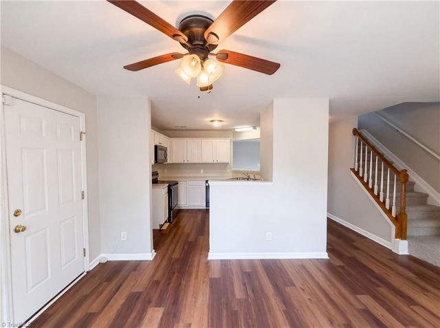 112 Rockbridge Court, Kernersville, NC 27284