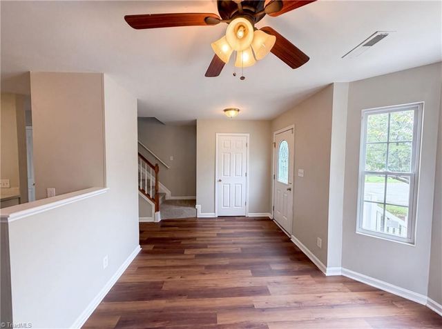 112 Rockbridge Court, Kernersville, NC 27284