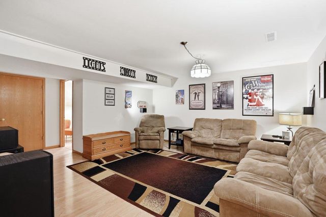 500 Larum Lane, Stoughton, WI 53589