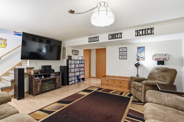 500 Larum Lane, Stoughton, WI 53589