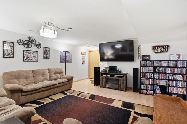 500 Larum Lane, Stoughton, WI 53589