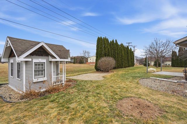 500 Larum Lane, Stoughton, WI 53589