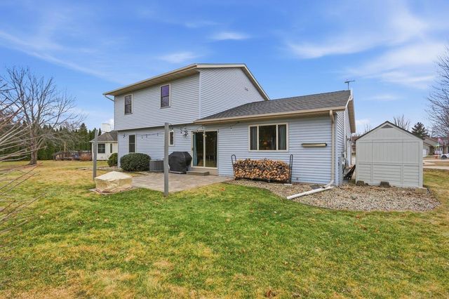 500 Larum Lane, Stoughton, WI 53589