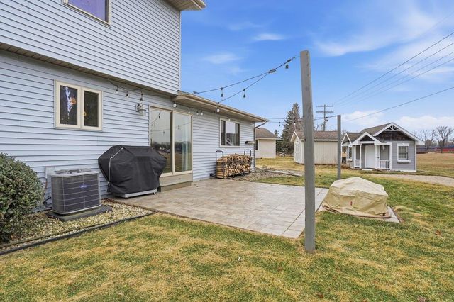 500 Larum Lane, Stoughton, WI 53589