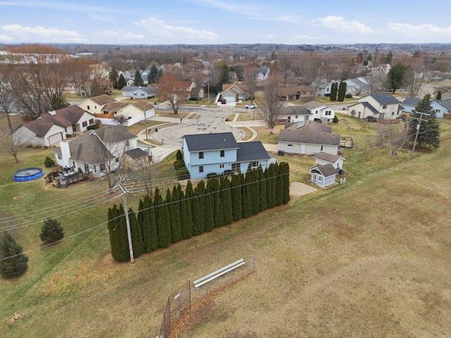 500 Larum Lane, Stoughton, WI 53589