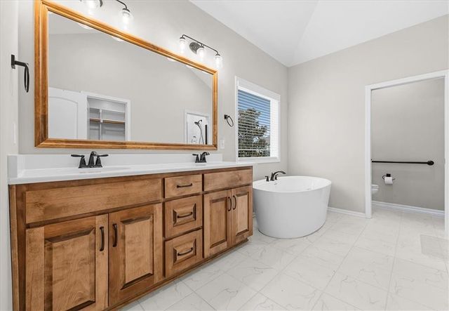 14462 Aurora Lane, Basehor, KS 66007