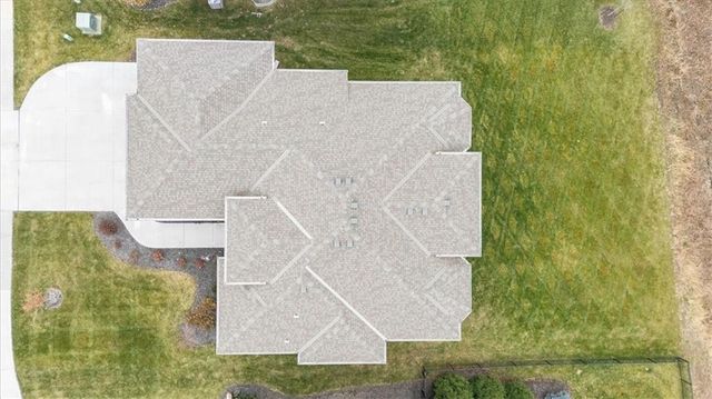 14462 Aurora Lane, Basehor, KS 66007