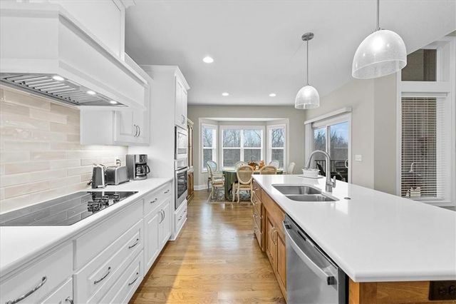 14462 Aurora Lane, Basehor, KS 66007