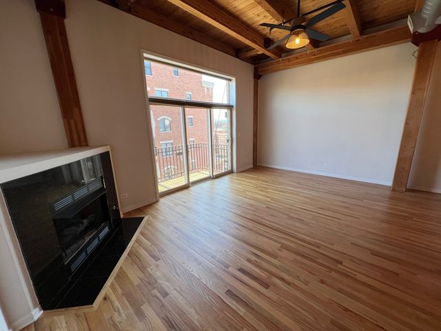2806 N Oakley Avenue 408, Chicago, IL 60618
