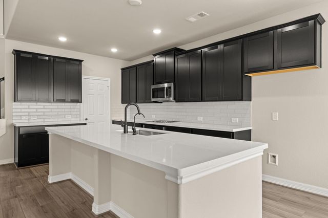 3003 Bluffton Hill Court, League City, TX 77573