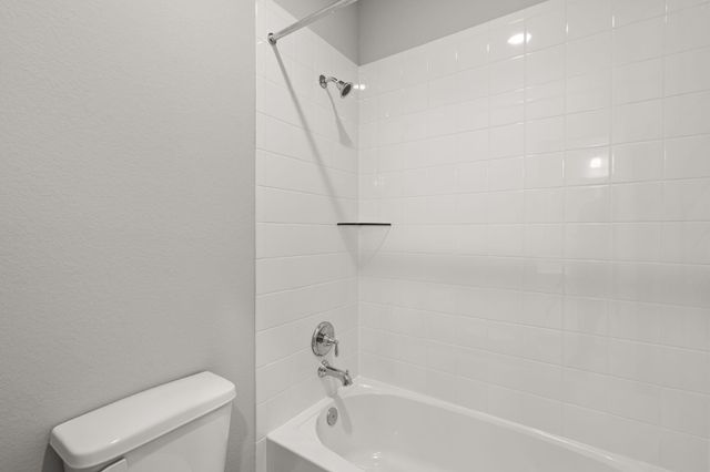 3003 Bluffton Hill Court, League City, TX 77573