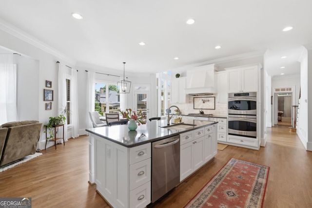 6293 Fernstone Trail NW, Acworth, GA 30101