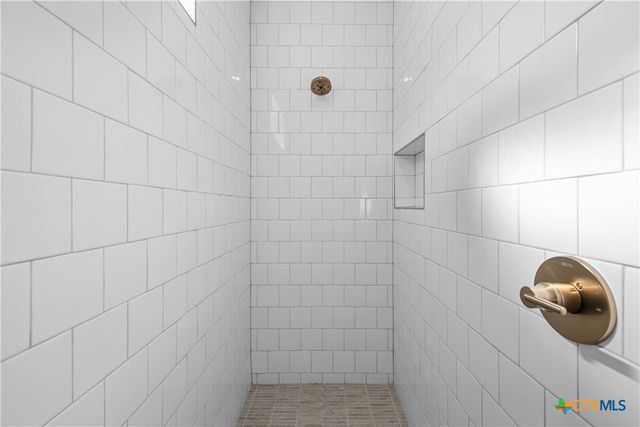 2042 Gray Fox Drive, Nolanville, TX 76559