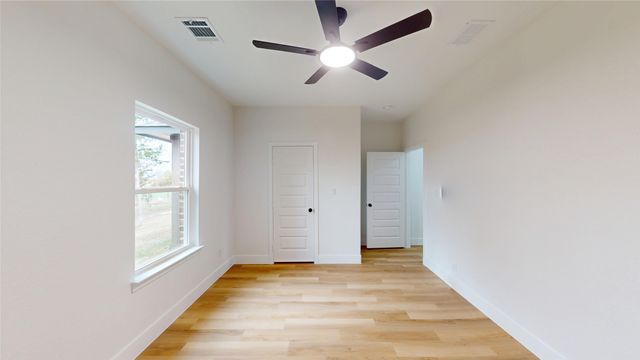 956 County Road 4108, Greenville, TX 75401