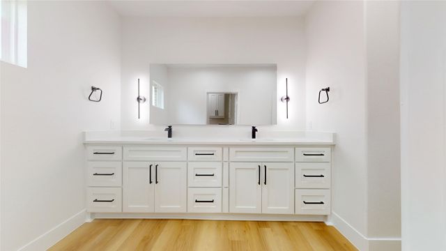 956 County Road 4108, Greenville, TX 75401