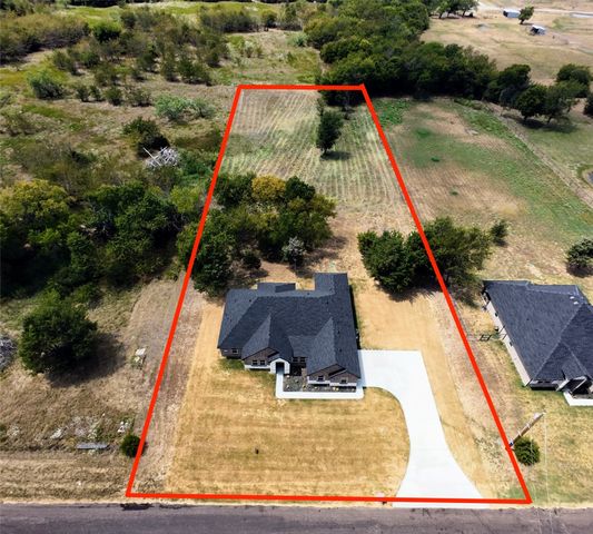 956 County Road 4108, Greenville, TX 75401