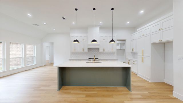 956 County Road 4108, Greenville, TX 75401