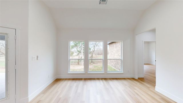 956 County Road 4108, Greenville, TX 75401