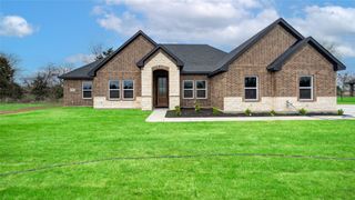 956 County Road 4108, Greenville, TX 75401