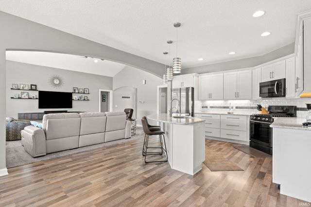 11819 Distant Hills, Spencerville, IN 46788