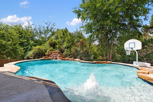 2512 Rio Mesa DR, Austin, TX 78732