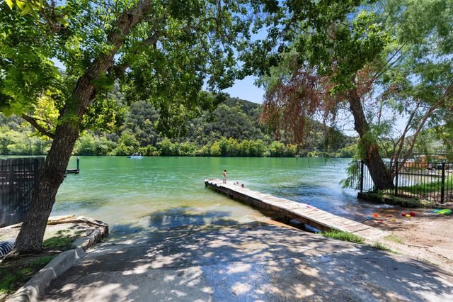 2512 Rio Mesa DR, Austin, TX 78732