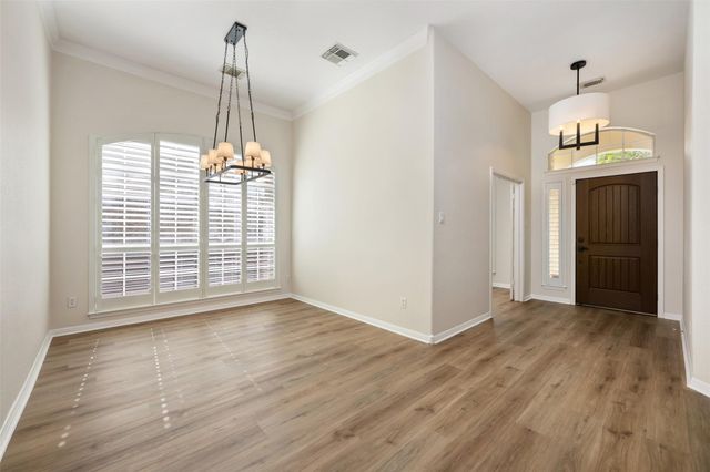 2512 Rio Mesa DR, Austin, TX 78732