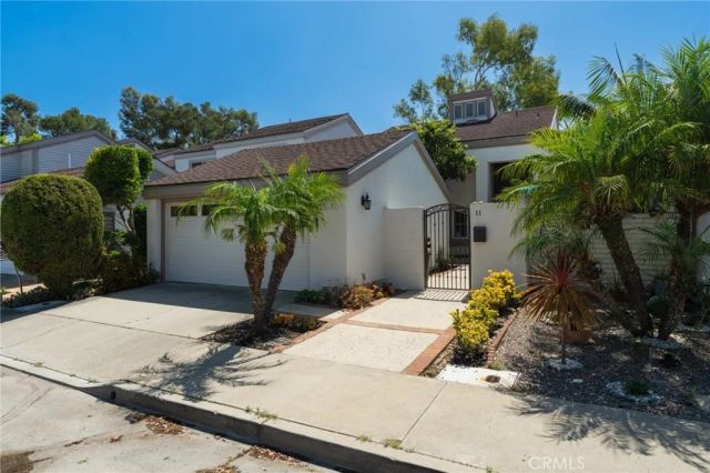 11 Redwood Tree, Irvine, CA 92612