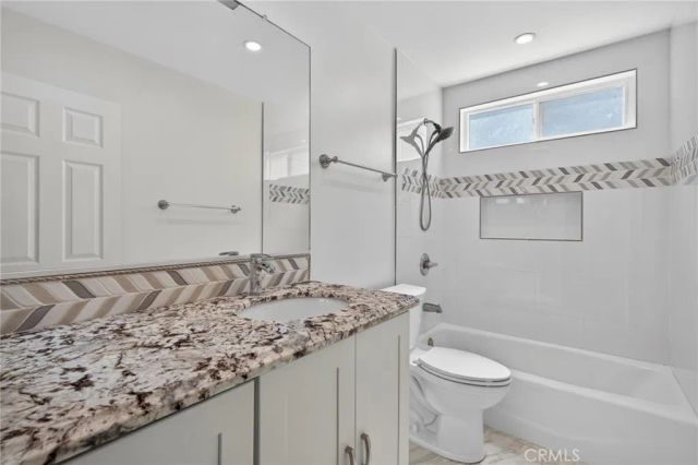 11 Redwood Tree, Irvine, CA 92612