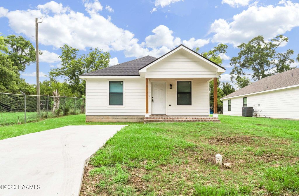 1422 Pujo Avenue, Opelousas, LA 70570