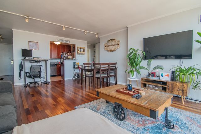 1636 N WELLS Street 2807, Chicago, IL 60614