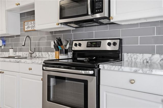 752 N 75TH Terrace, Kansas City, KS 66112