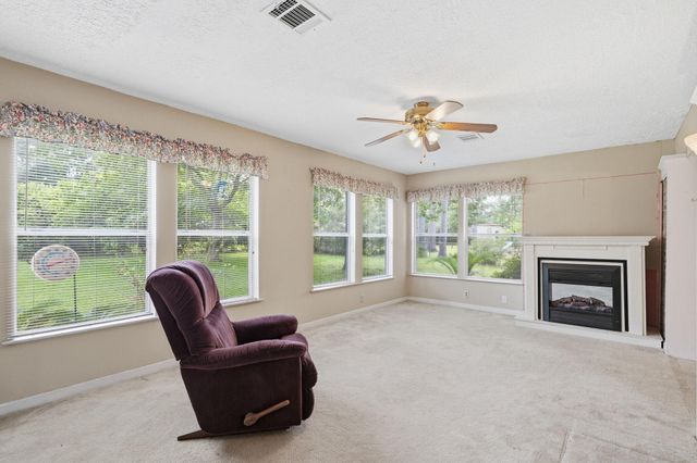 107 Montrose Circle, Conroe, TX 77301