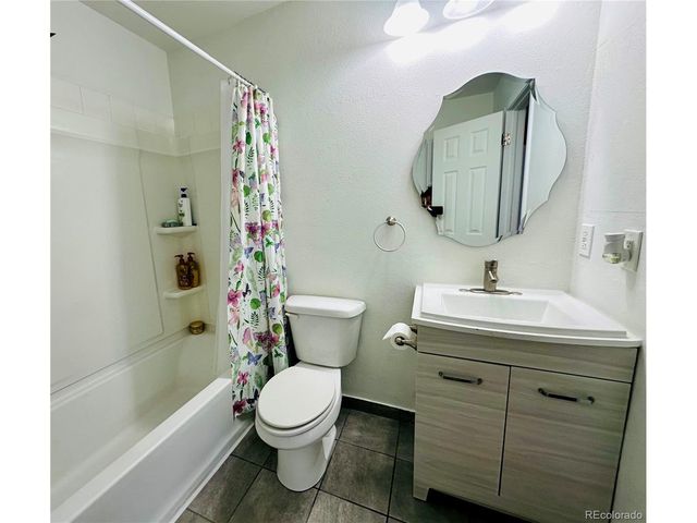 1650 S Ivory Cir D, Aurora, CO 80017