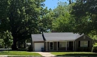 6701 Roe Avenue, Prairie Village, KS 66208