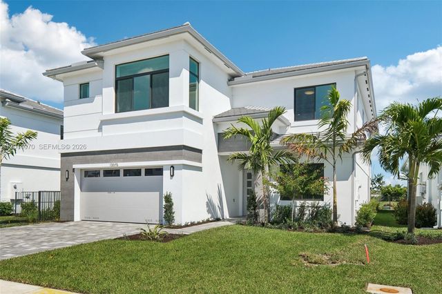 13075 Feathering Way, Palm Beach Gardens, FL 33412